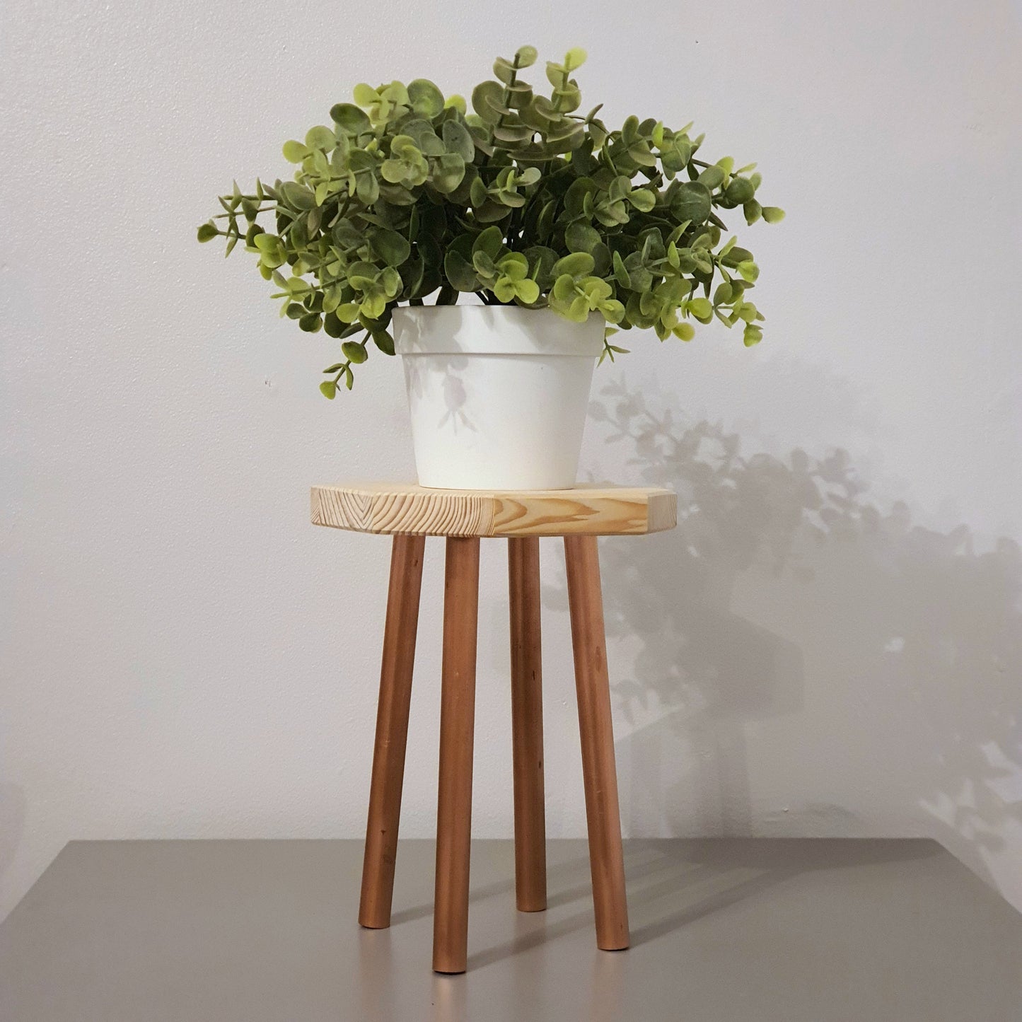 20cm Plant Stand in Pine and Copper